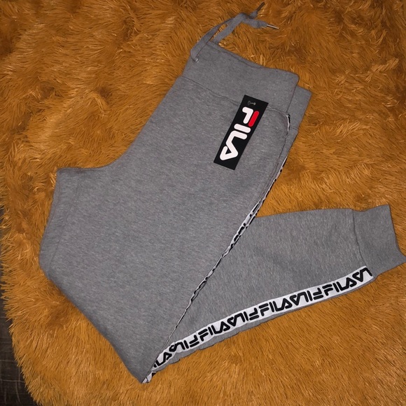 FILA **Hard to find** jogger pants medium weight - Picture 1 of 5